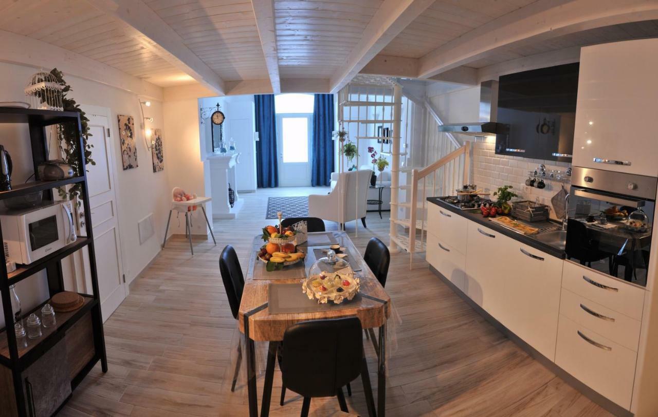 Casa Tra Borgo E Mare Villa Monopoli Eksteriør bilde